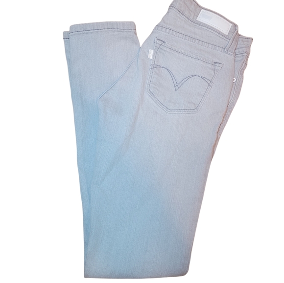 Gray Levi's Iow rise skinny jeans size 5/27